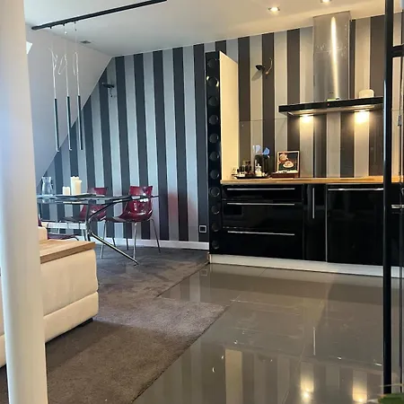 Stare Miasto Rynek Sienny Apartment